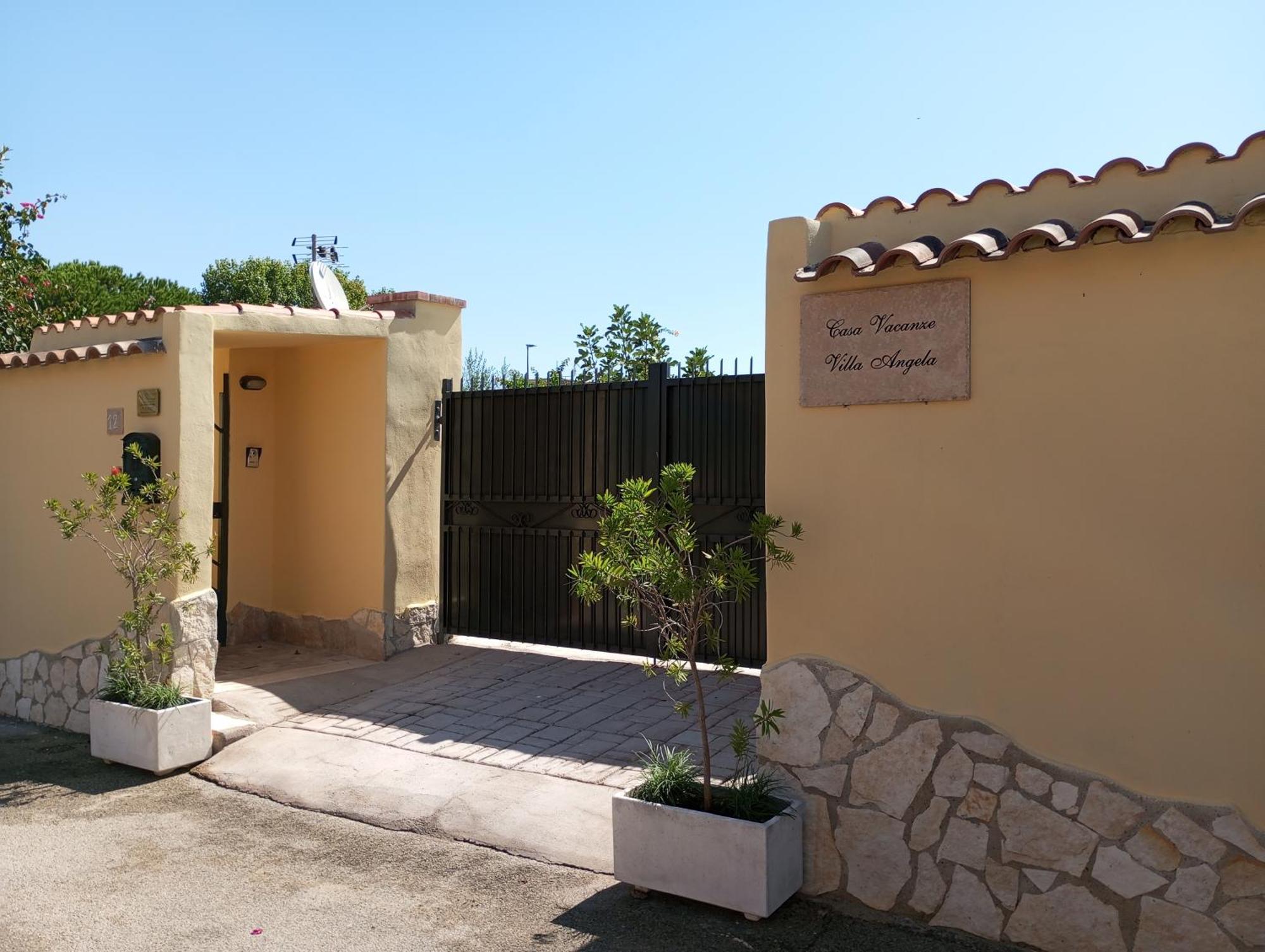 Fiumicino Aeroporto Casa Vacanze Iris Exteriör bild